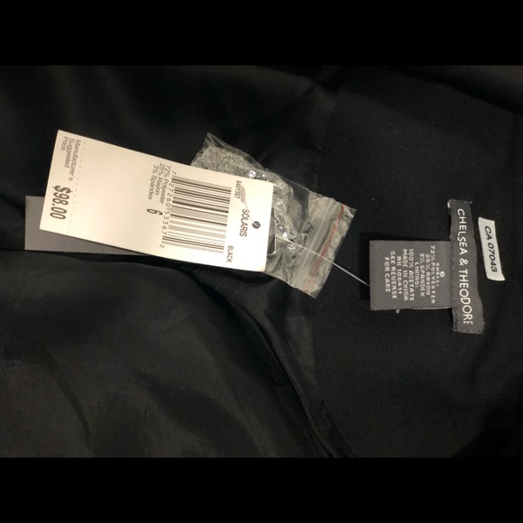 Black blazer - Picture 4 of 4